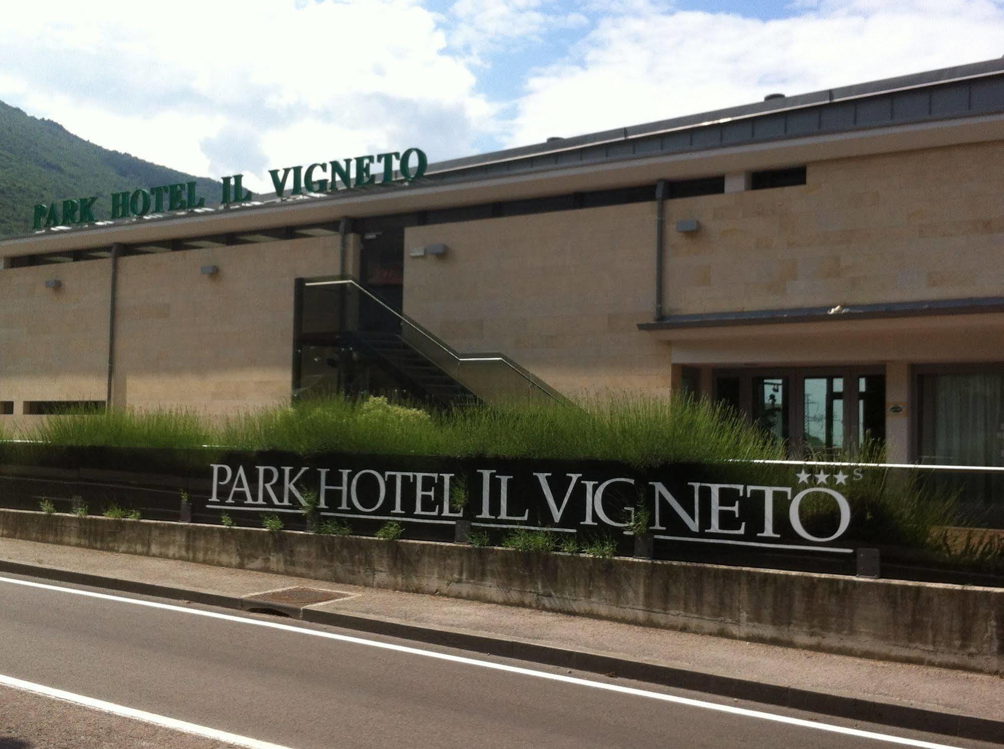 Park Hotel Il Vigneto Arco Exterior foto